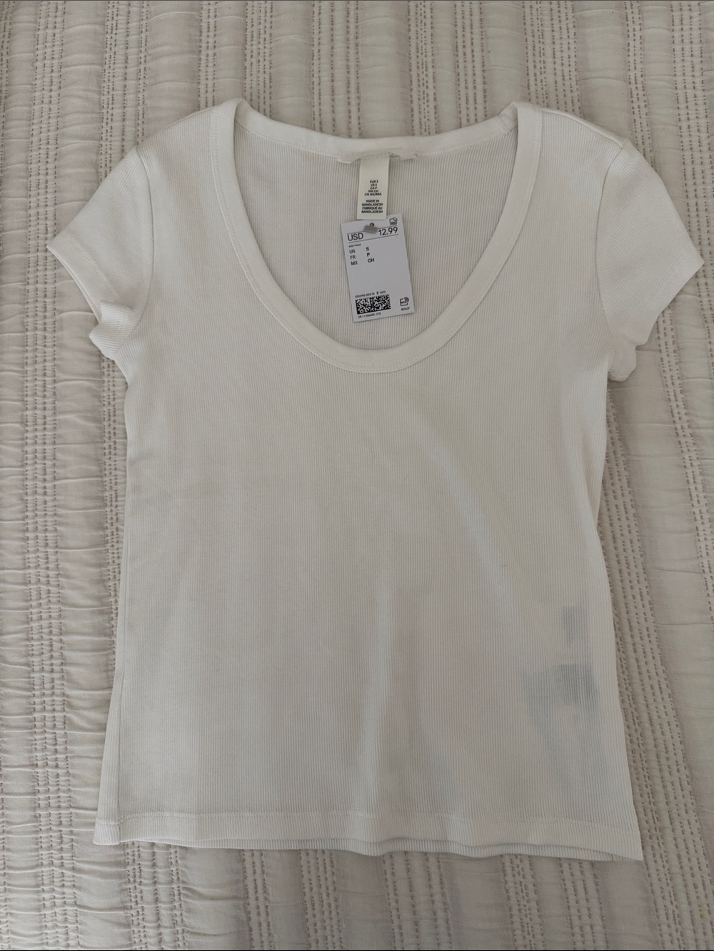 Classic Ribbed Scoop Neck Women’s Top - White